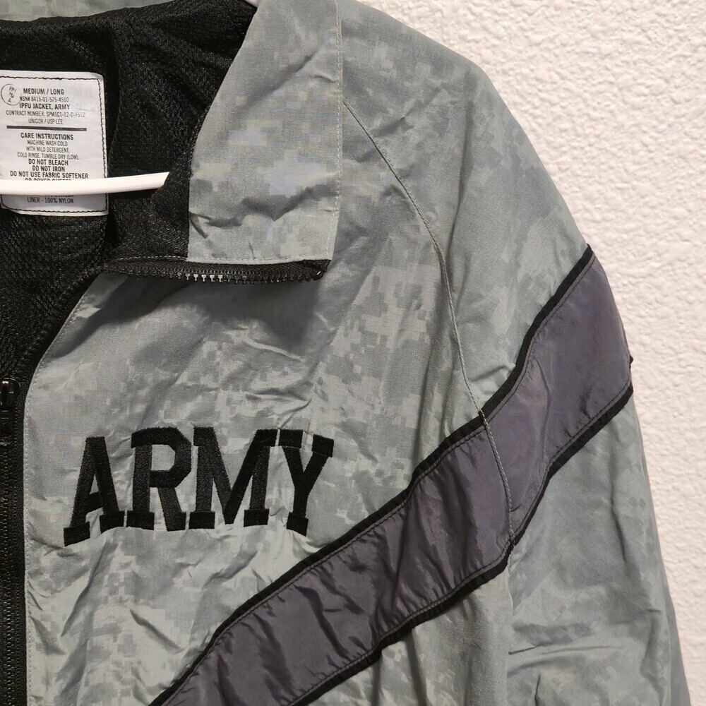 U.S. Army IPFU Jacket Medium Long Reflective Digital Camo PT Windbreaker 26x27 - Picture 5 of 9